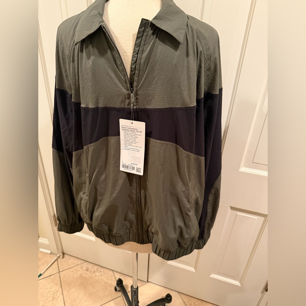 Lululemon Nylon Collared Jacket Retro Remix Army Green Black Large NWT